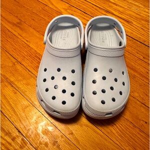 Size 8 women’s crocs